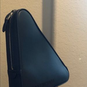 Meet your Posher, Sung